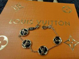 Picture of LV Bracelet _SKULVbracelet11ly9411381